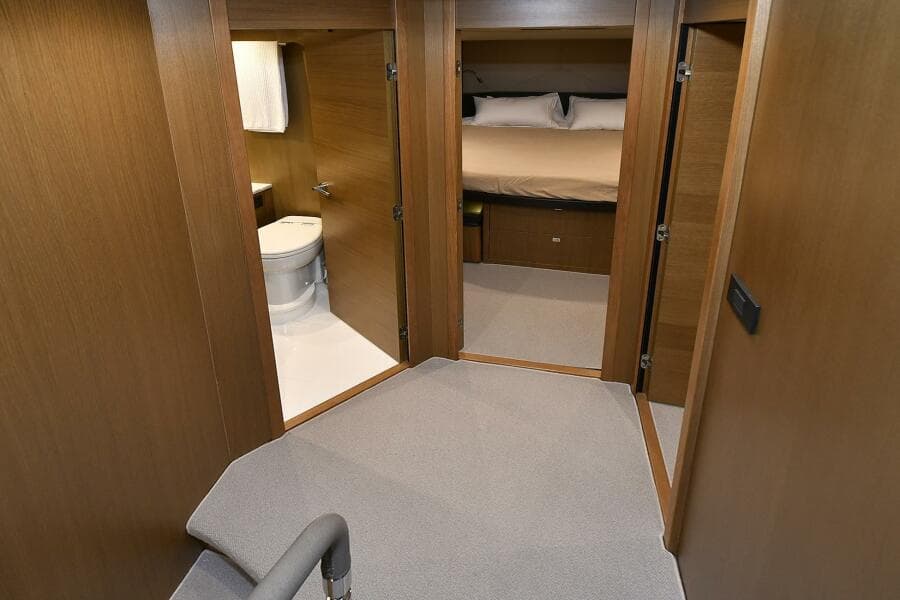 2016 Princess 52 Flybridge