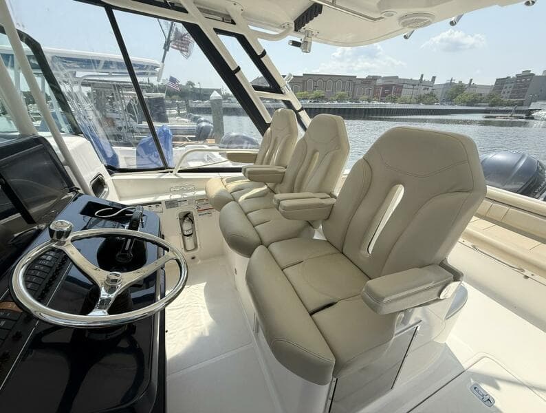2015 Pursuit ST 310 Sport Tender