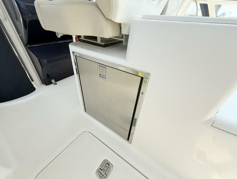 2015 Pursuit ST 310 Sport Tender