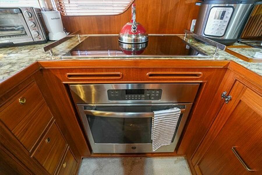 2015 Marlow Explorer 80E-CB