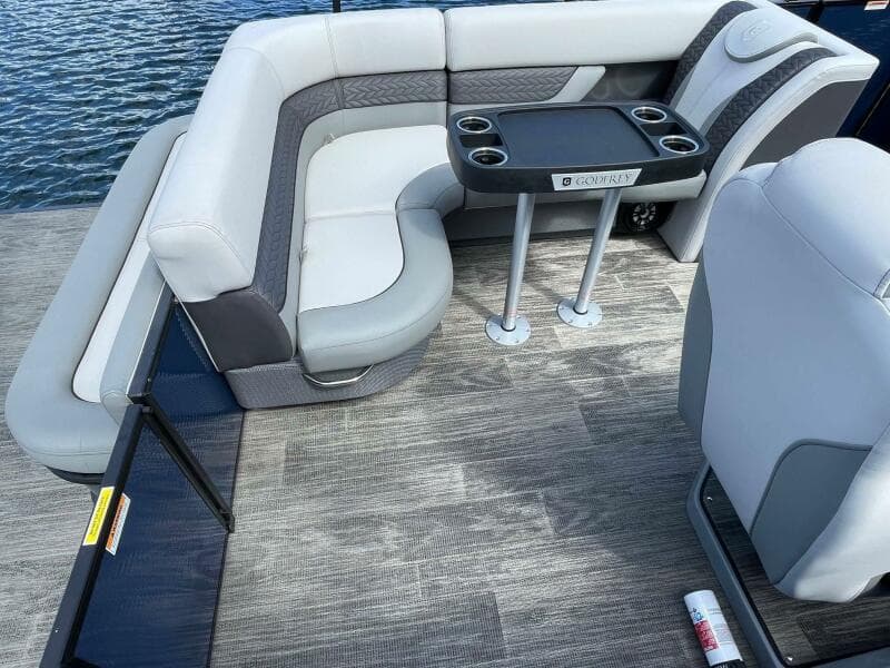 2024 Godfrey MC 235 C GTP