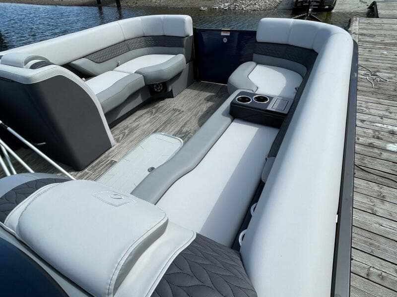 2024 Godfrey MC 235 C GTP