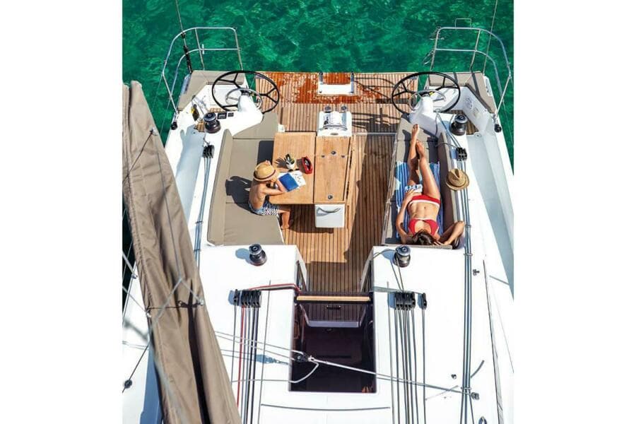 2020 Jeanneau Sun Odyssey 410