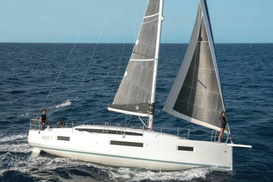 2020 Sun Odyssey 410