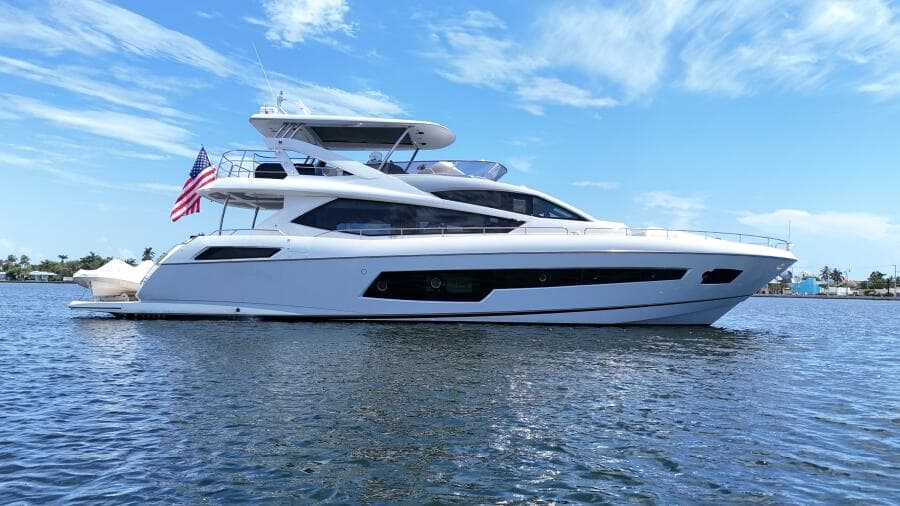 2017 Sunseeker 75 Yacht