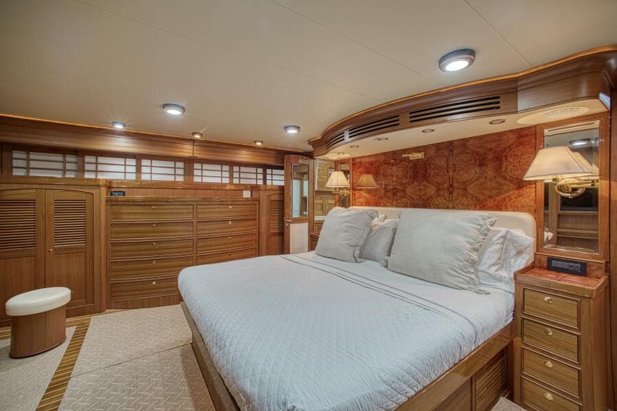 2011 Marlow Explorer 70E