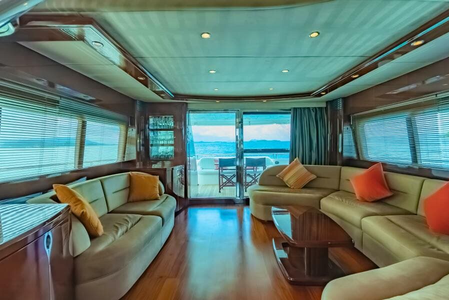 2006 Princess Yachts 