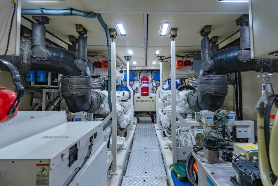 2006 Princess Yachts 