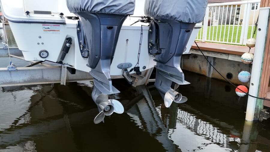 2007 Pursuit 335 Offshore