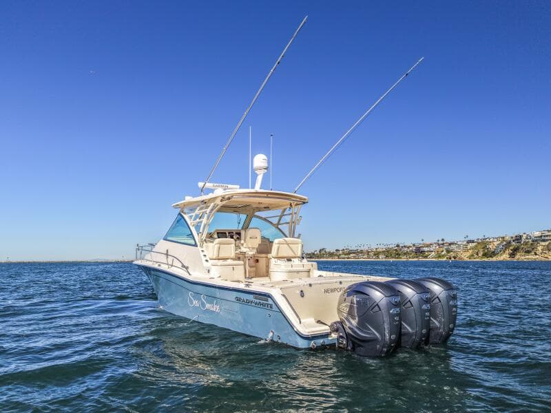 2019 Grady-White 370 Express 