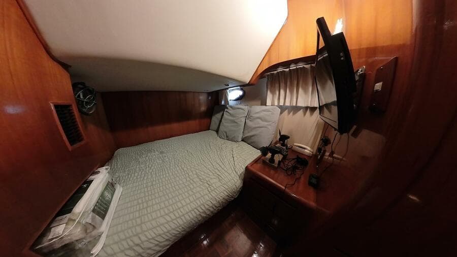 50 ft Ocean Alexander - Guest Stateroom #1