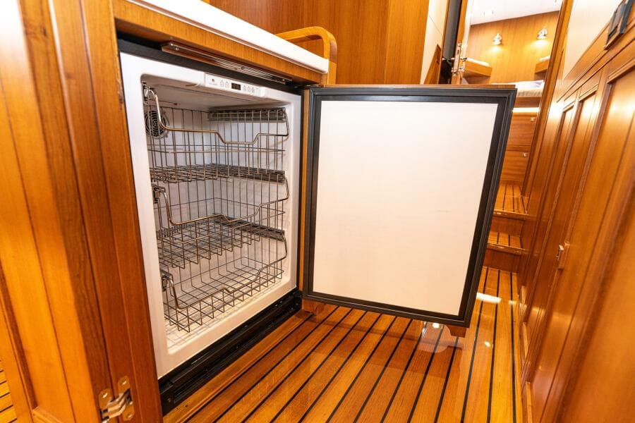 2020 Marlow Explorer 58E - Photo 18