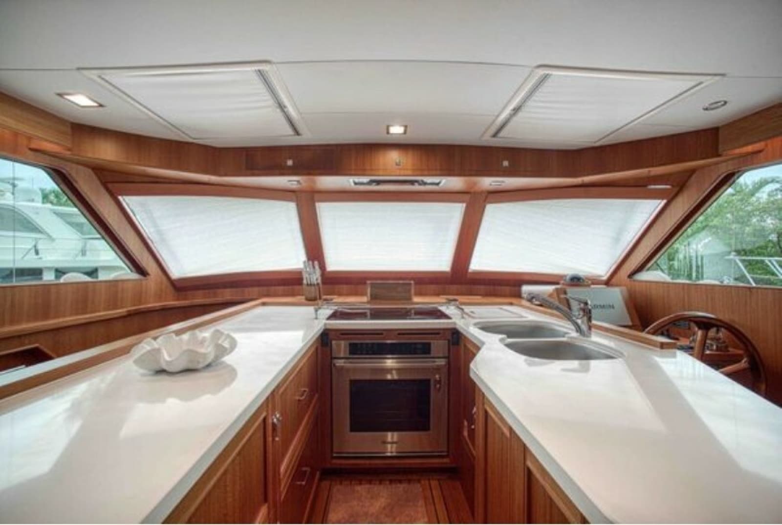 2020 Marlow Explorer 58E - Photo 13
