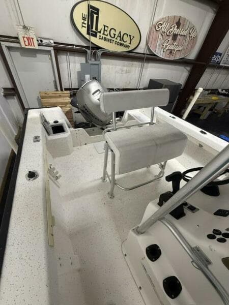 2002 Key Largo 2100 CC