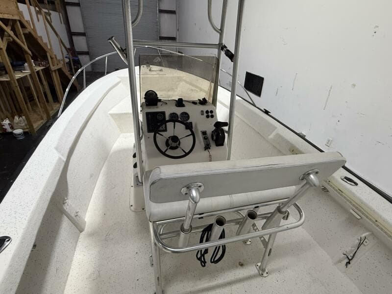 2002 Key Largo 2100 CC