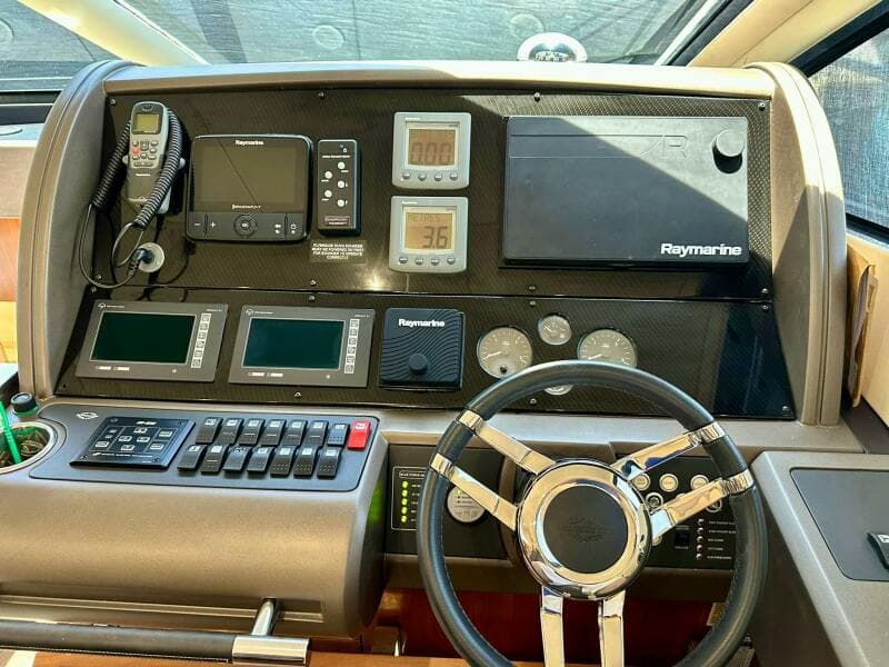 2013 Sunseeker Sunseeker Manhattan 53