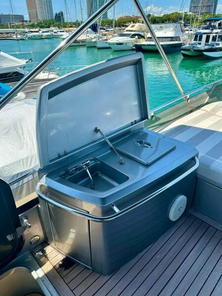 2013 Sunseeker Sunseeker Manhattan 53