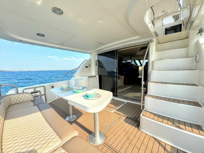 2005 Neptunus 62 Flybridge