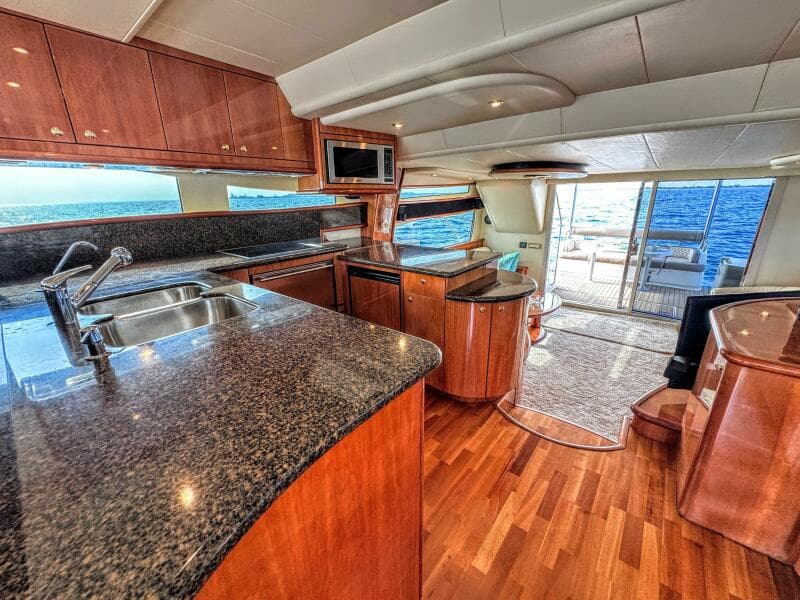 2005 Neptunus 62 Flybridge