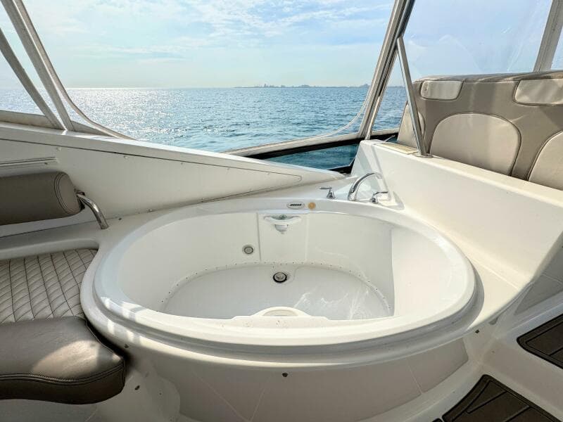 2005 Neptunus 62 Flybridge