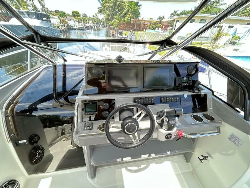 2022 Jeanneau Leader 10.5 WA Series 2