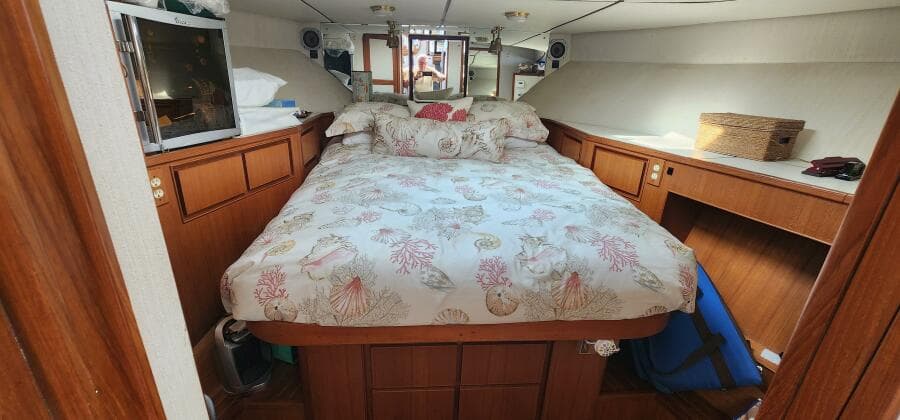 1988 Vantare 44 Aft Cabin