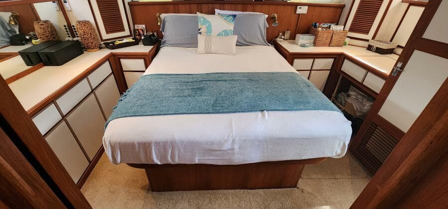 1988 Vantare 44 Aft Cabin