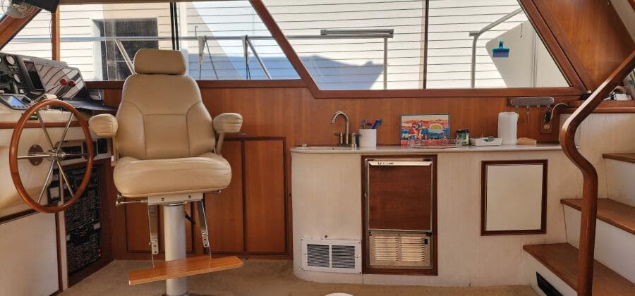 1988 Vantare 44 Aft Cabin