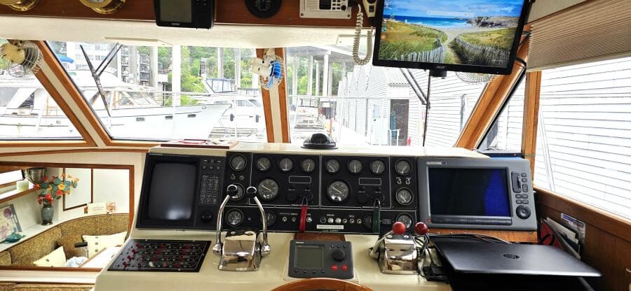 1988 Vantare 44 Aft Cabin