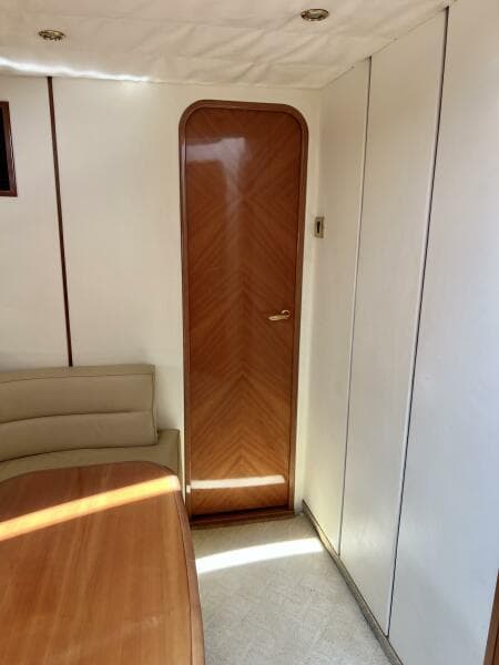 2000 Viking Princess 52 Flybridge