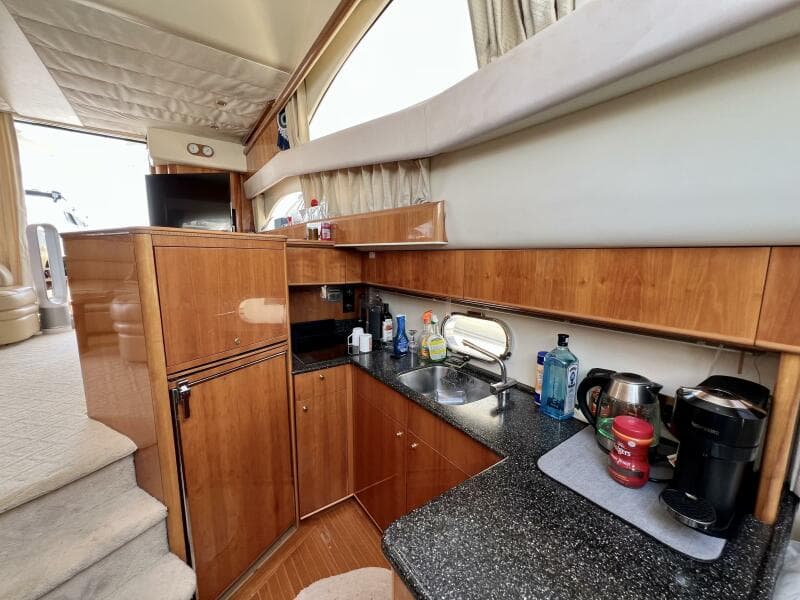 2000 Viking Princess 52 Flybridge