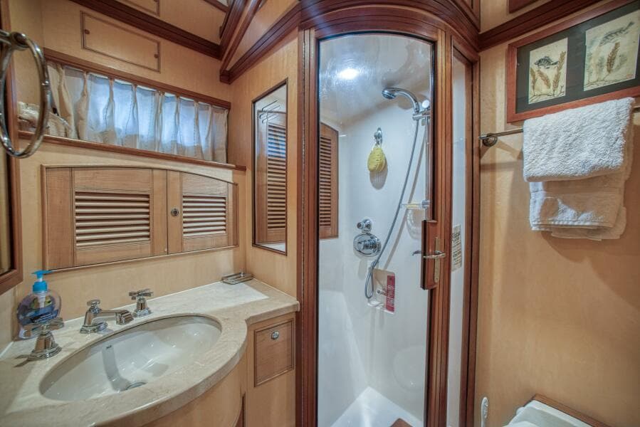 2009 Marlow Explorer 57E