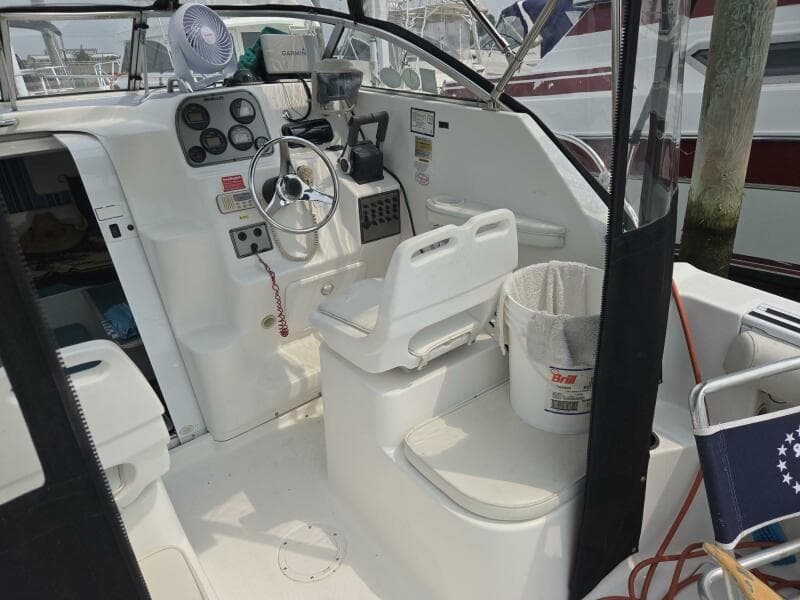 2000 Wellcraft 230 Coastal