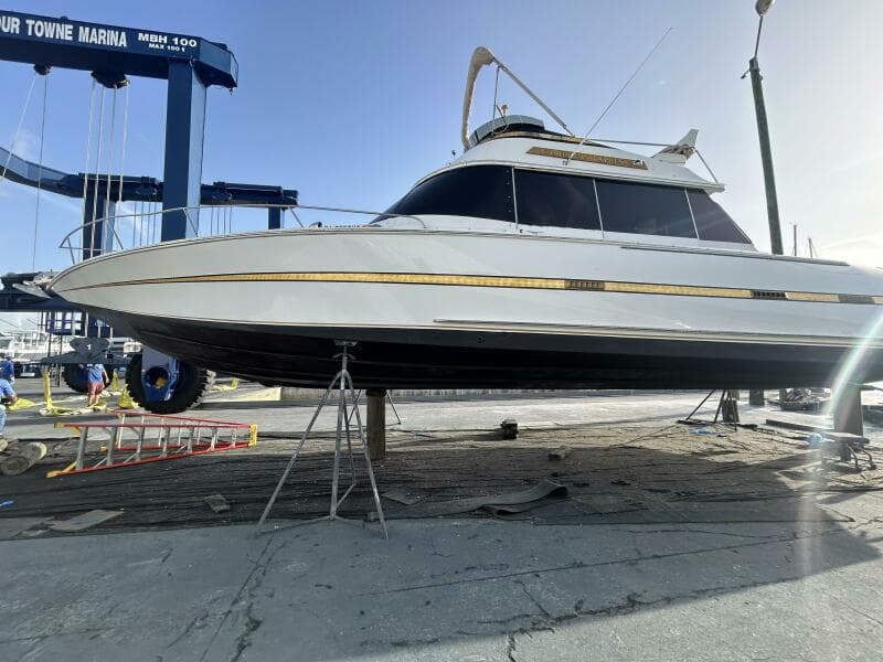 1984 Custom 38 Custom