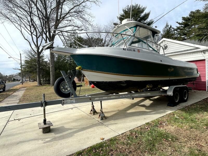 2001 Aquasport 250 Explorer