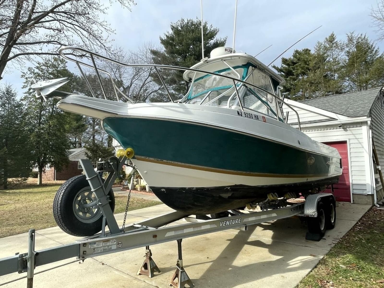 2001 Aquasport 250 Explorer - Photo 1
