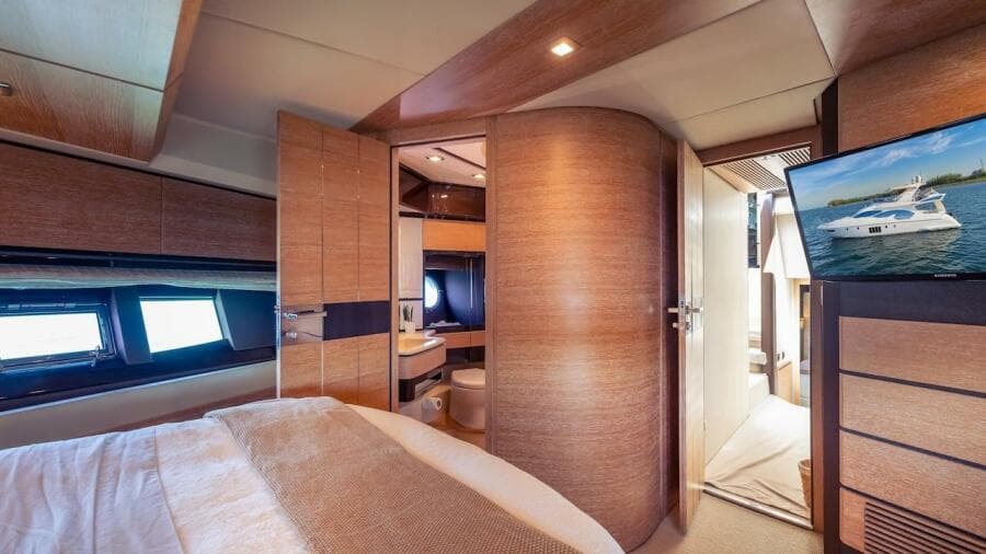 2012 Azimut Evolution