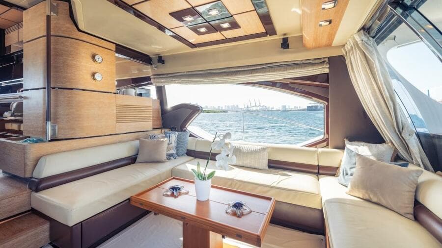 2012 Azimut Evolution