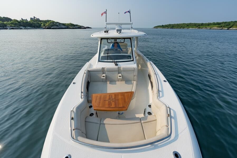 2019 Boston Whaler 350 EX Realm