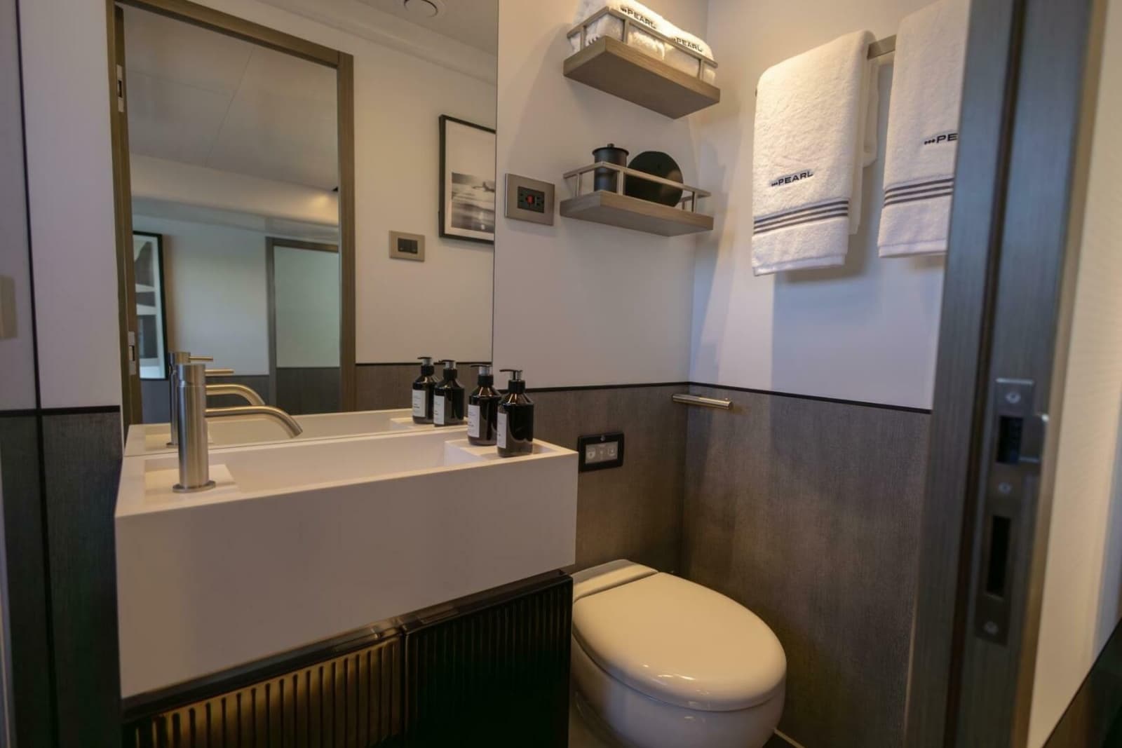 2023 Pearl 72 - Photo 29