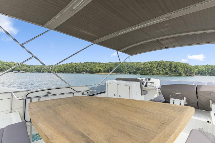 2017 Prestige 500 - Photo 23