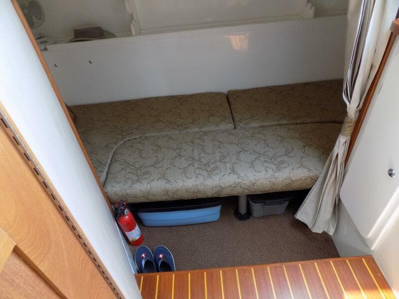Mid ships compartment