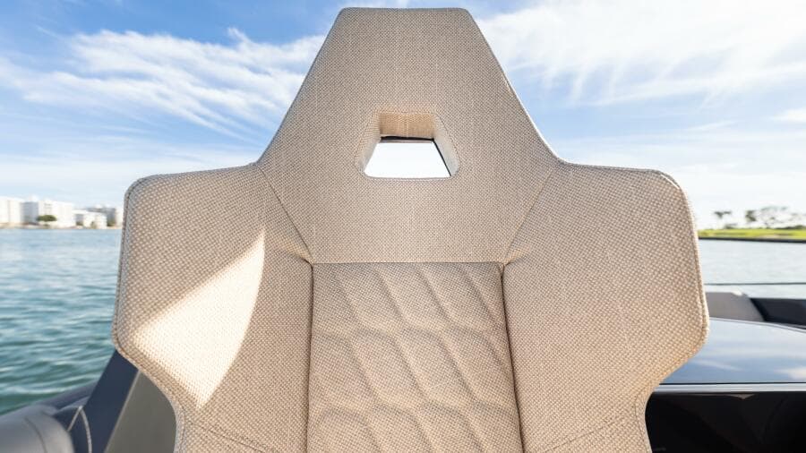 2025 Skipper darkgrey/macadima