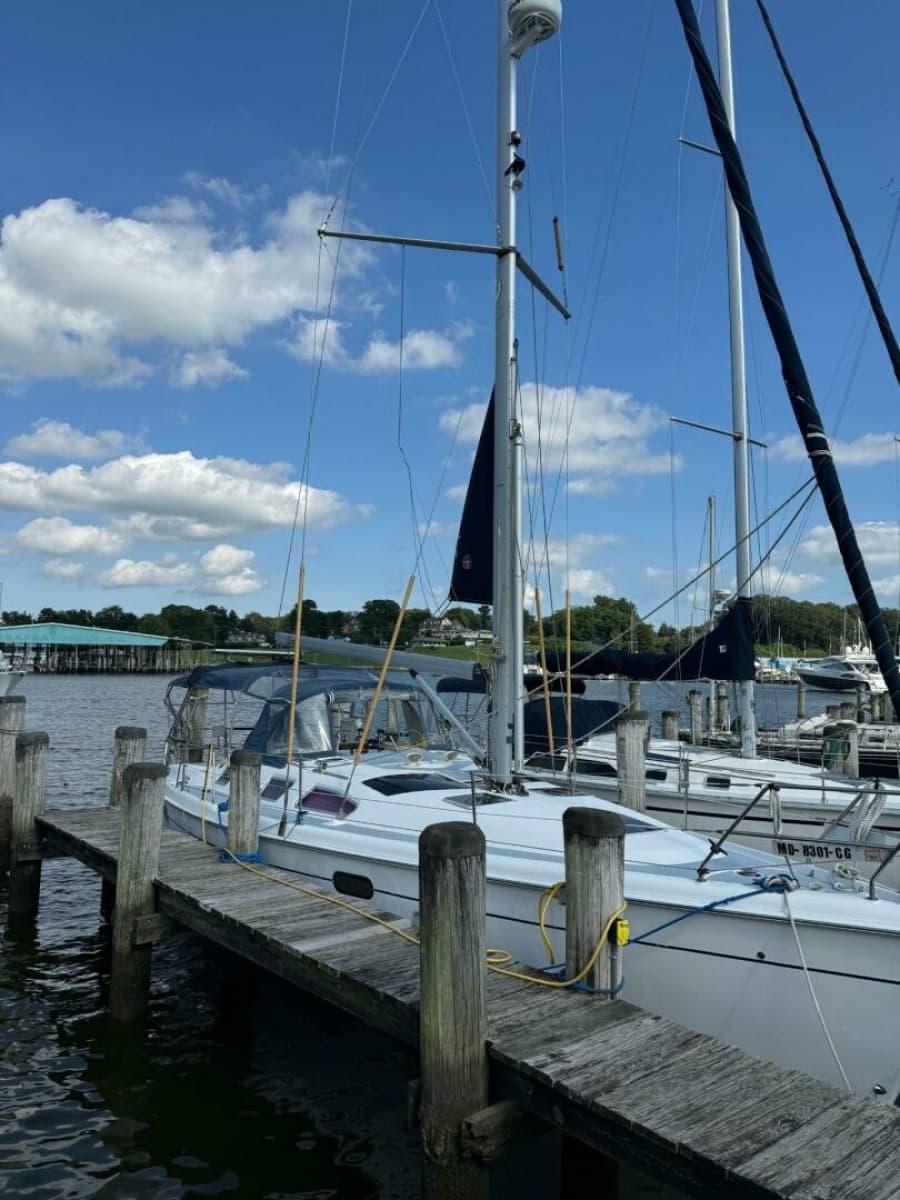 2004 Hunter 386 - Photo 2