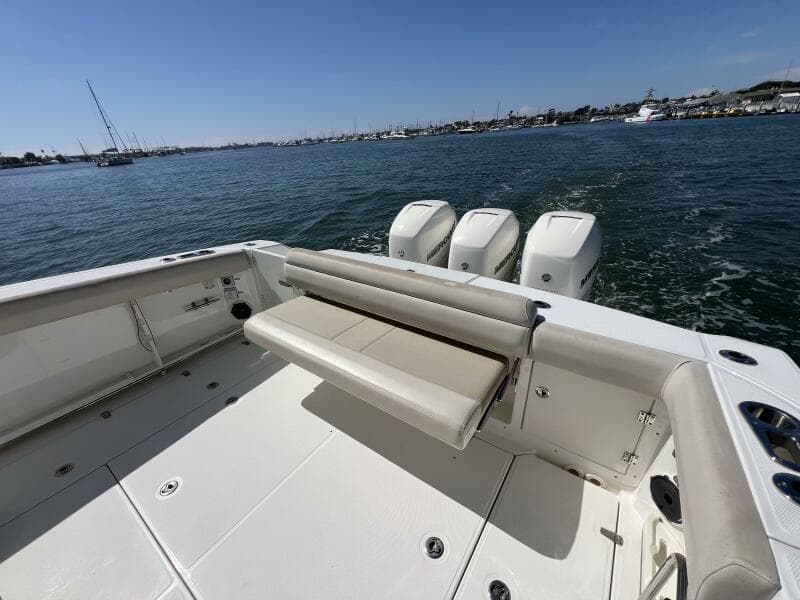 2018 Boston Whaler 38 Outrage - M22