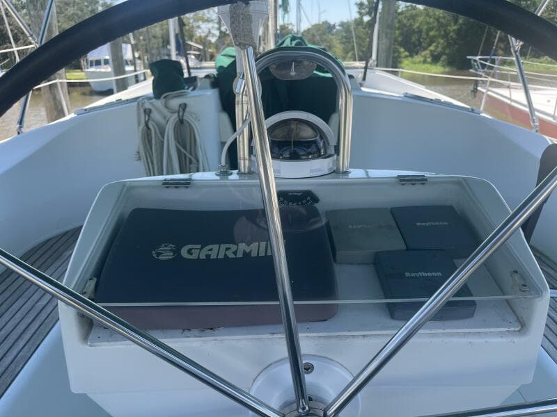 Beneteau Oceanis 381