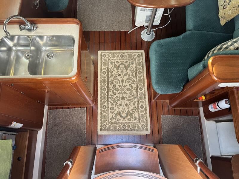 2001 Beneteau Oceanis 381