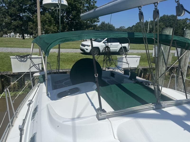 Beneteau Oceanis 381