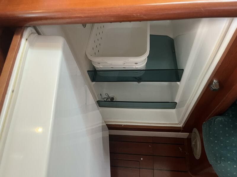 2001 Beneteau Oceanis 381