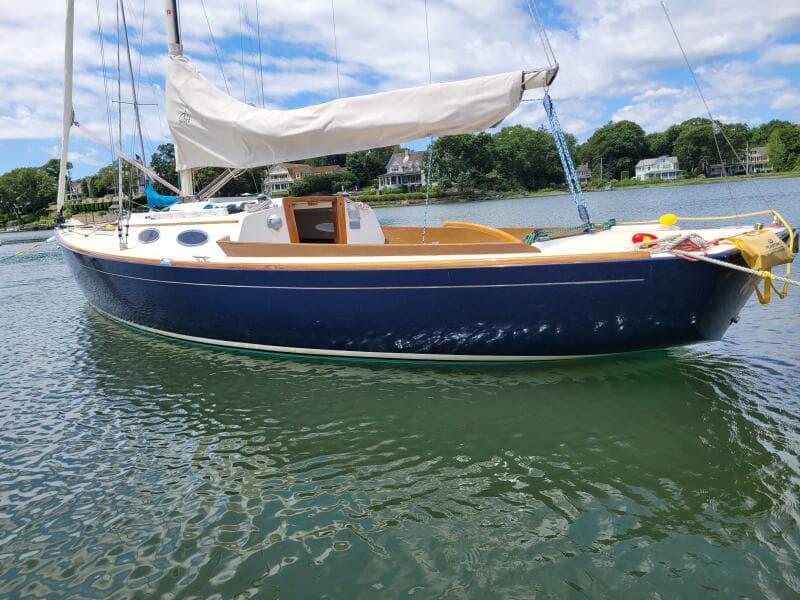 2004 Alerion 28 Express